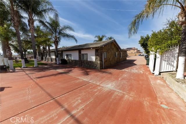 Fontana, CA 92336,7040 Oleander AVE