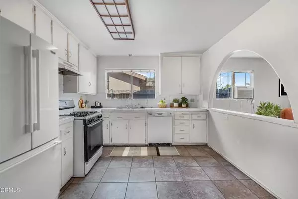 Simi Valley, CA 93065,842 Ashland AVE