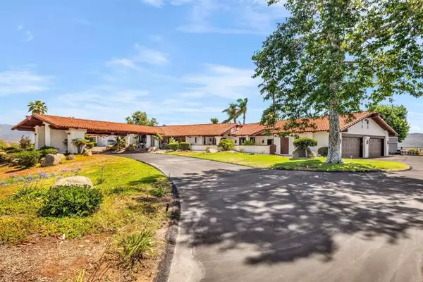 2732 Vista Del Piedra,  Jamul,  CA 91935