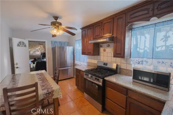 Compton, CA 90222,2534 E 127th St