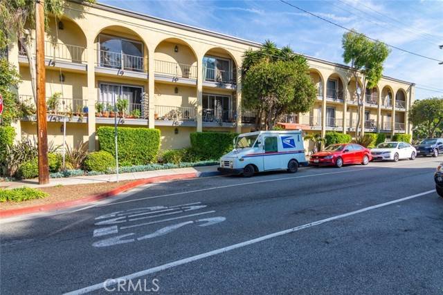 Santa Monica, CA 90405,2311 4th ST 221