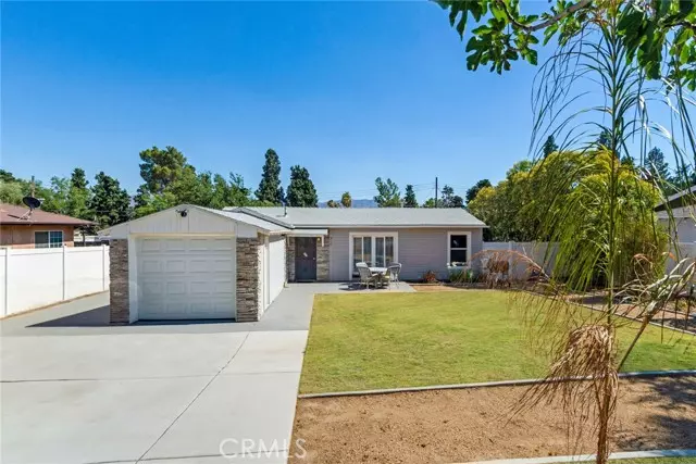 310 Santa Rita PL, Banning, CA 92220