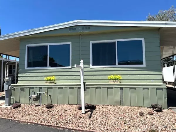 Hemet, CA 92544,43531 E. ACACIA AVE 9