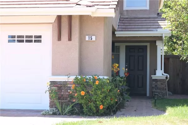 Lake Forest, CA 92610,15 Tavella