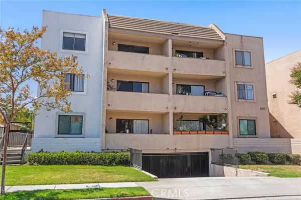 Glendale, CA 91203,460 Salem ST 18
