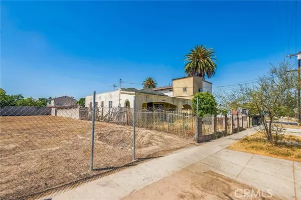 Los Angeles, CA 90003,154 W 104th ST