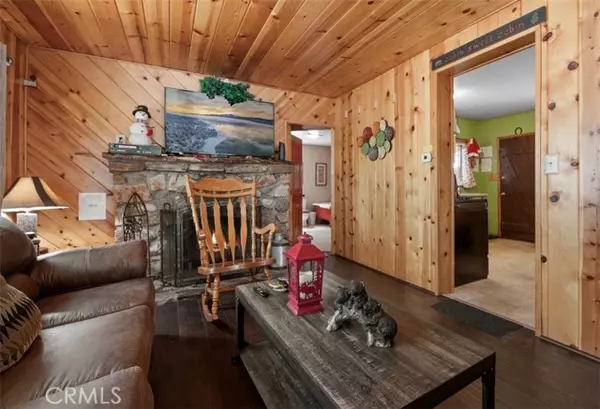 Big Bear Lake, CA 92315,1118 Clubview AVE