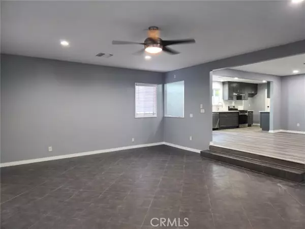 Westminster, CA 92683,14682 Ralph LN