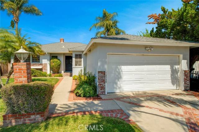 19739 Bassett ST, Winnetka, CA 91306