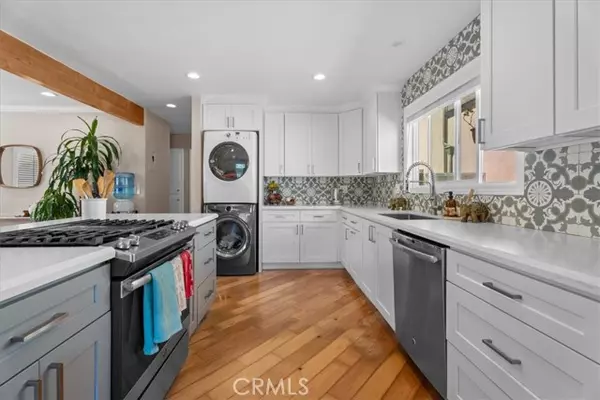 Redondo Beach, CA 90278,1906 Plant AVE