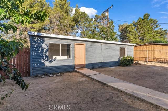 14147 Arrowhead DR A, Victorville, CA 92395