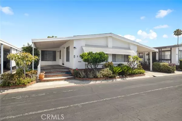Anaheim, CA 92801,1919 W Coronet AVE 224