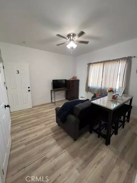 Los Angeles, CA 90033,1526 E 1st ST