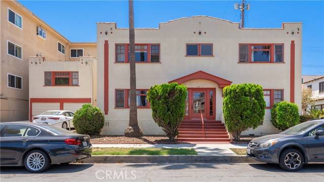 Long Beach, CA 90803,207 Mira Mar AVE