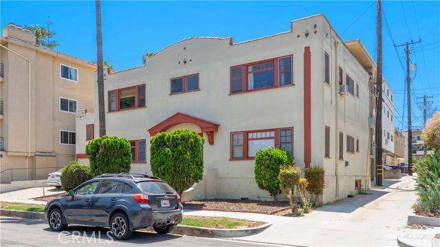 Long Beach, CA 90803,207 Mira Mar AVE