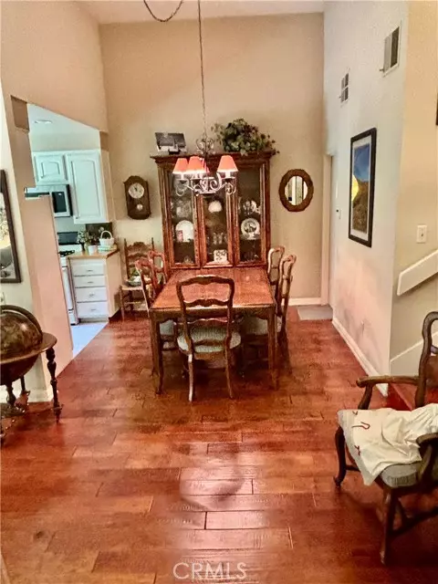 Woodland Hills, CA 91367,6225 Shoup AVE 111
