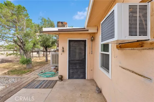 Lucerne Valley, CA 92356,10378 Willow Wells AVE
