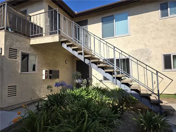 Whittier, CA 90603,15907 La Forge ST B