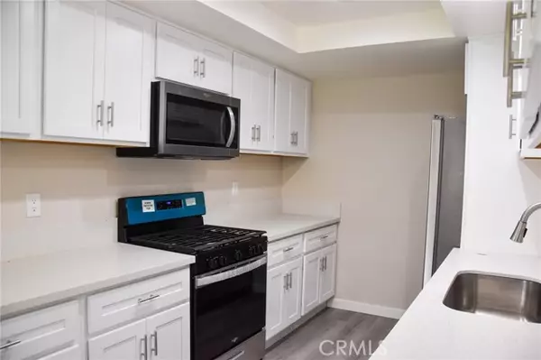 815 N Olive ST A, Orange, CA 92867