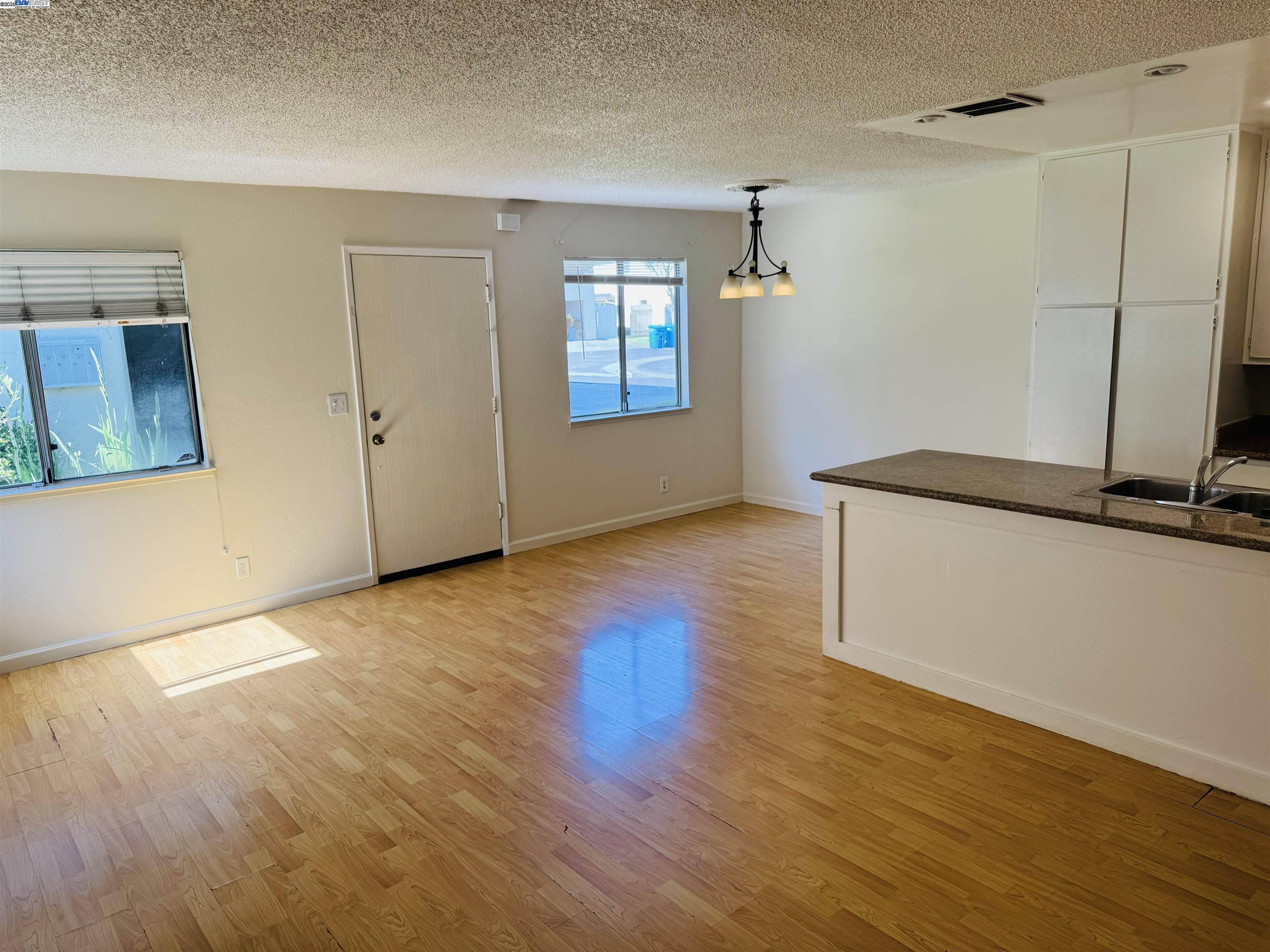 Union City, CA 94587,2137 Mann Ave 2