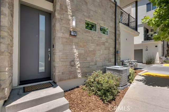 19526 Astor PL, Northridge, CA 91324