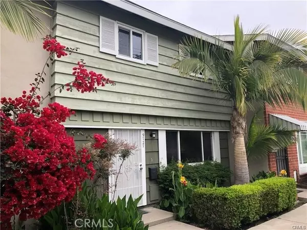9727 Adams Ave, Huntington Beach, CA 92646