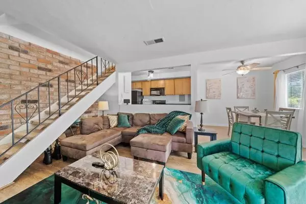 Lakeside, CA 92040,12156 Wintergreen DR 2