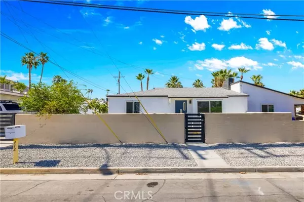 595 S Calle Santa Rosa, Palm Springs, CA 92264