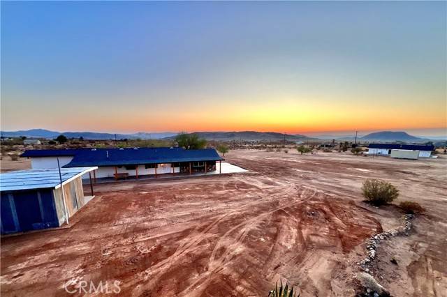 56056 Cone BLD, Landers, CA 92285