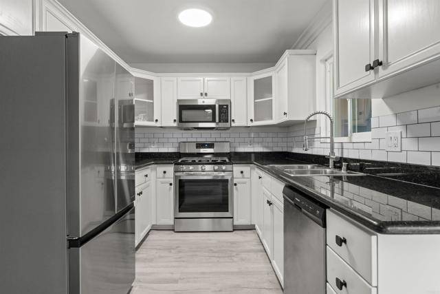 190 Avenida Descanso I, Oceanside, CA 92057