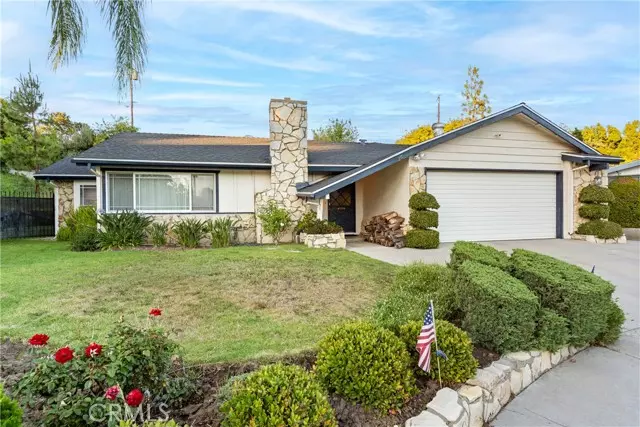 16401 Gothic PL, Granada Hills, CA 91344