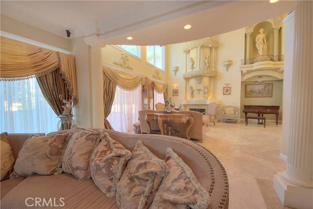 Encino, CA 91316,4301 Alonzo AVE