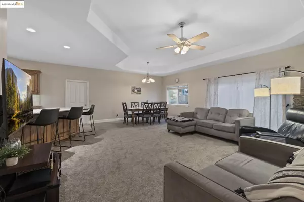 Sonora, CA 95370,21045 Diablo Ct