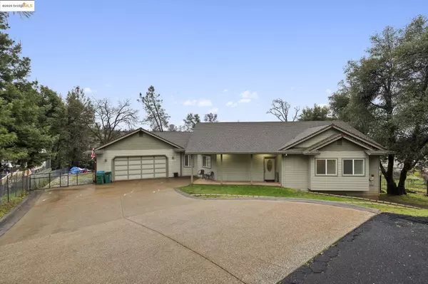 21045 Diablo Ct, Sonora, CA 95370