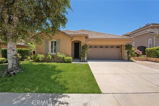 19736 Paige PL, Saugus, CA 91350