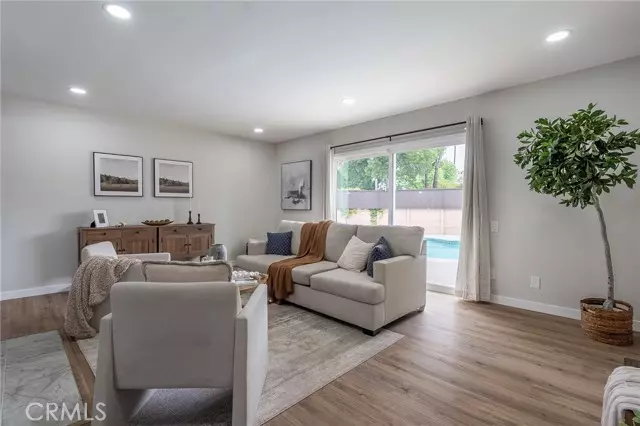 Northridge, CA 91343,9128 Gerald AVE
