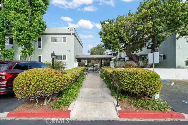 Long Beach, CA 90815,5110 East Atherton Street 57