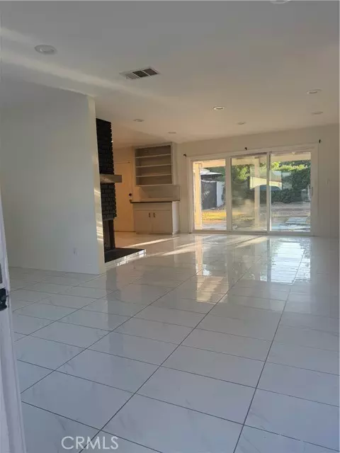 Upland, CA 91786,1517 N 3rd AVE