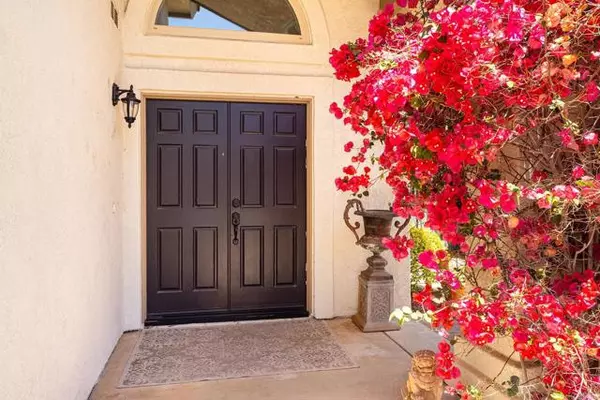 Simi Valley, CA 93065,581 Galloping Hill RD