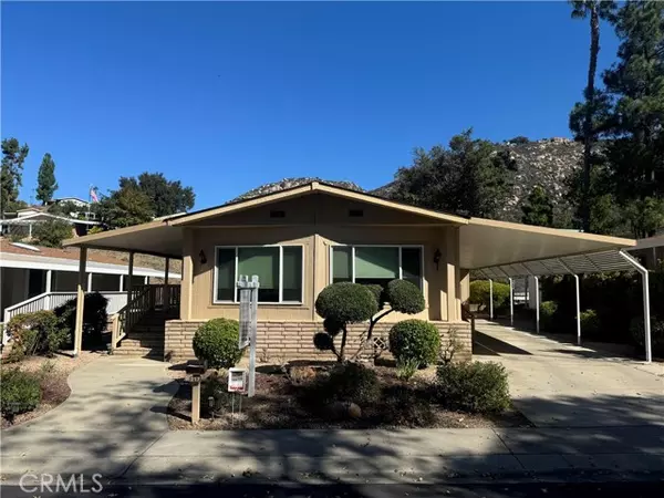 8975 Lawrence Welk 217, Escondido, CA 92026