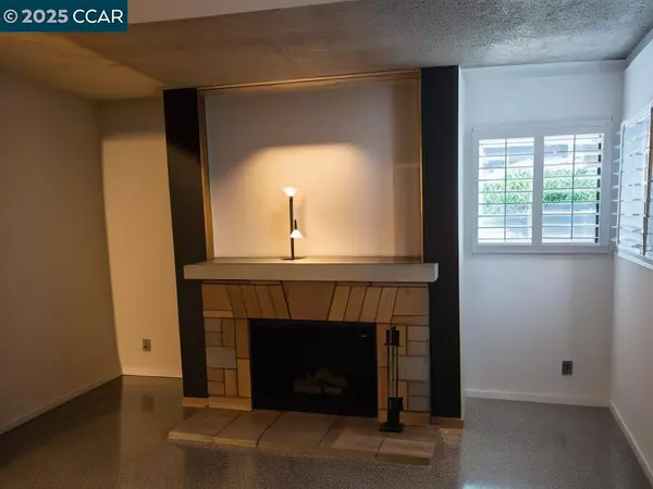 Martinez, CA 94553,1122 Maywood Ln