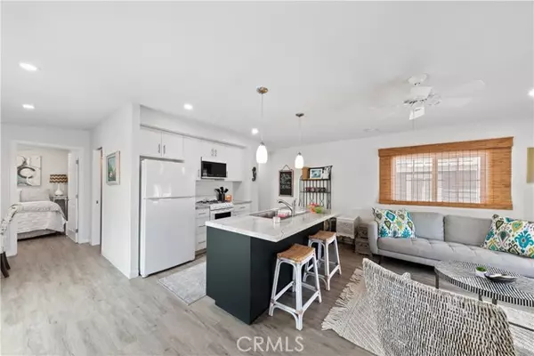 Encinitas, CA 92024,123 Jasper ST 12