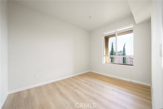 Torrance, CA 90501,2742 Cabrillo AVE 303