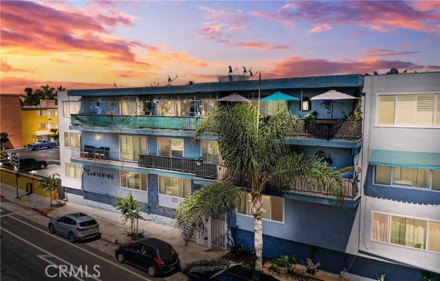 Long Beach, CA 90802,120 Alamitos AVE 14