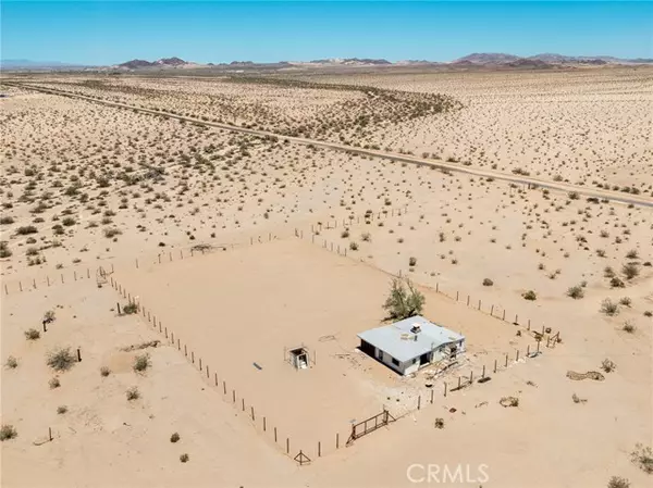 Twentynine Palms, CA 92277,77623 Valle Vista RD