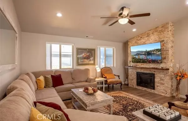 Big Bear City, CA 92314,905 W Aeroplane BLD