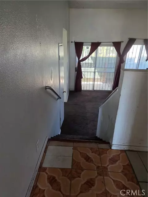 Santa Ana, CA 92703,627 N Bristol ST 34