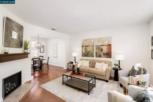 Pleasant Hill, CA 94523,16 Warhol WAY