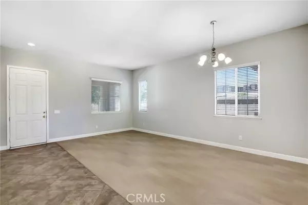 Lake Elsinore, CA 92532,41026 Crimson Pillar LN