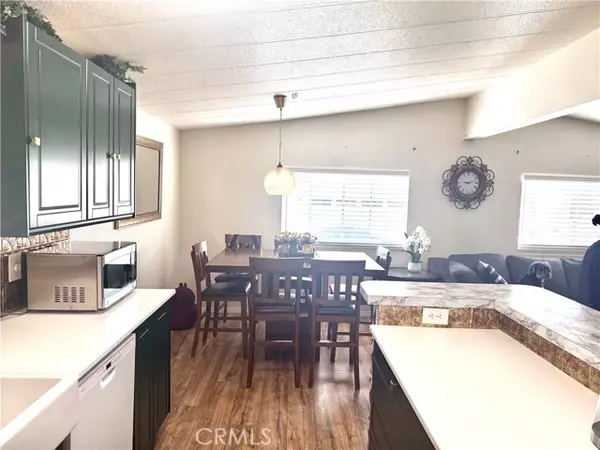 Corona, CA 92881,1550 Rimpau AVE 37